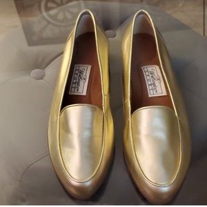 Genuine Leather Worthington Sport Austin Leather Loafers gold size 9